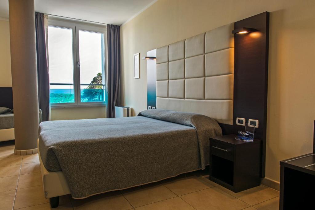 Hotel-Residence-B&B Le Dune Beach Service Included Lido Adriano Dış mekan fotoğraf