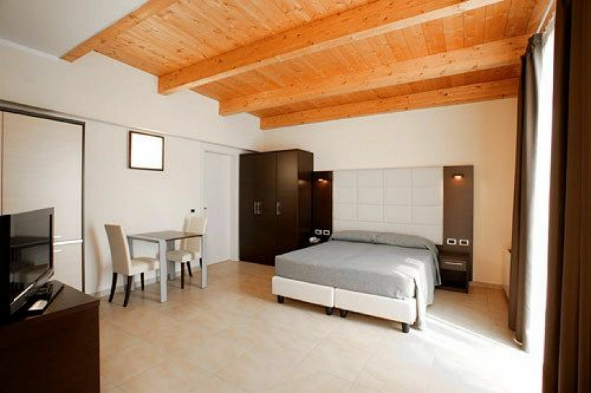Hotel-Residence-B&B Le Dune Beach Service Included Lido Adriano Dış mekan fotoğraf
